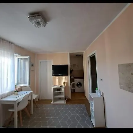 Апартаменты Small For Two - Fuer Zwei Бад-Райхенхалль